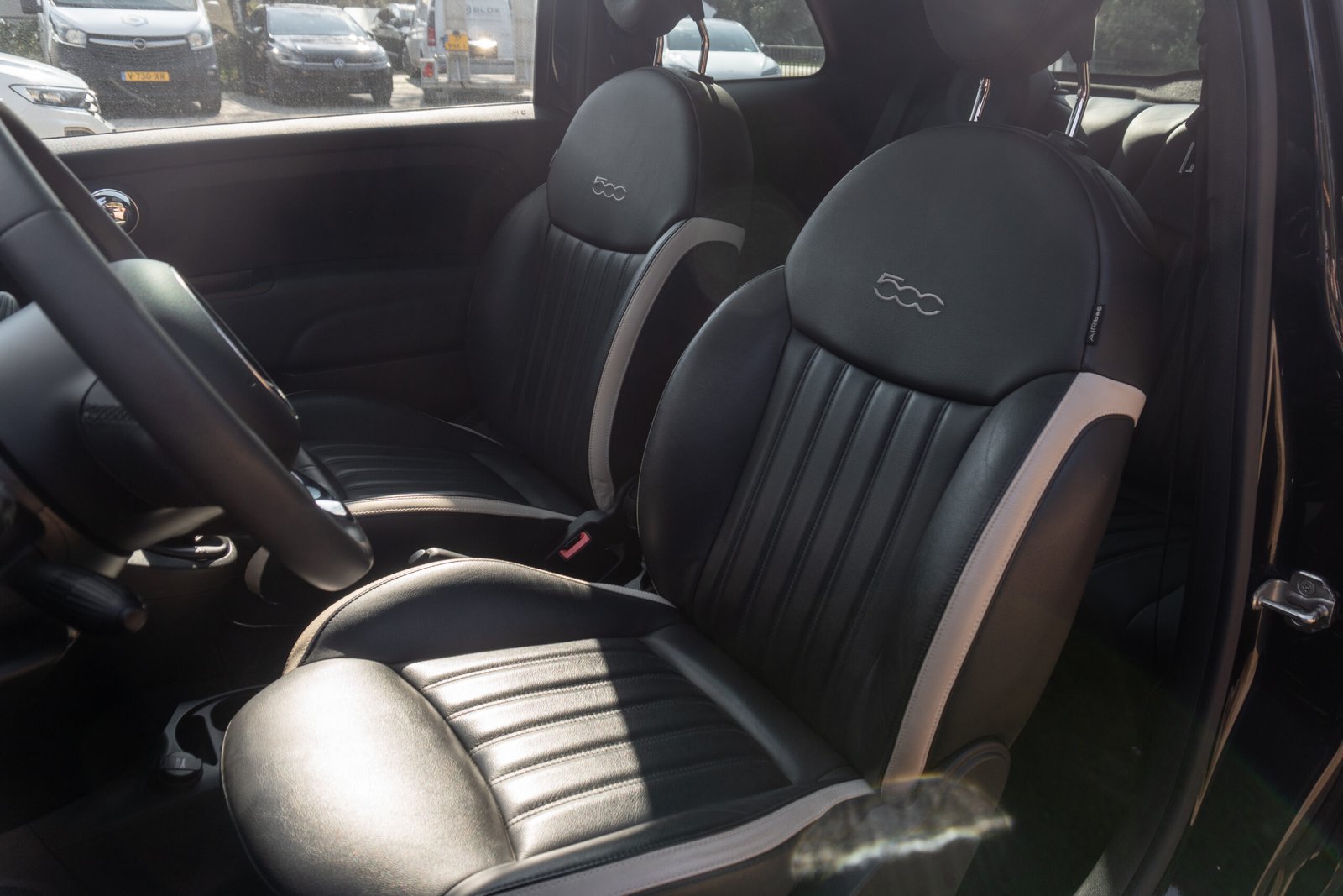 
								Fiat 500 1.2 Lounge full									