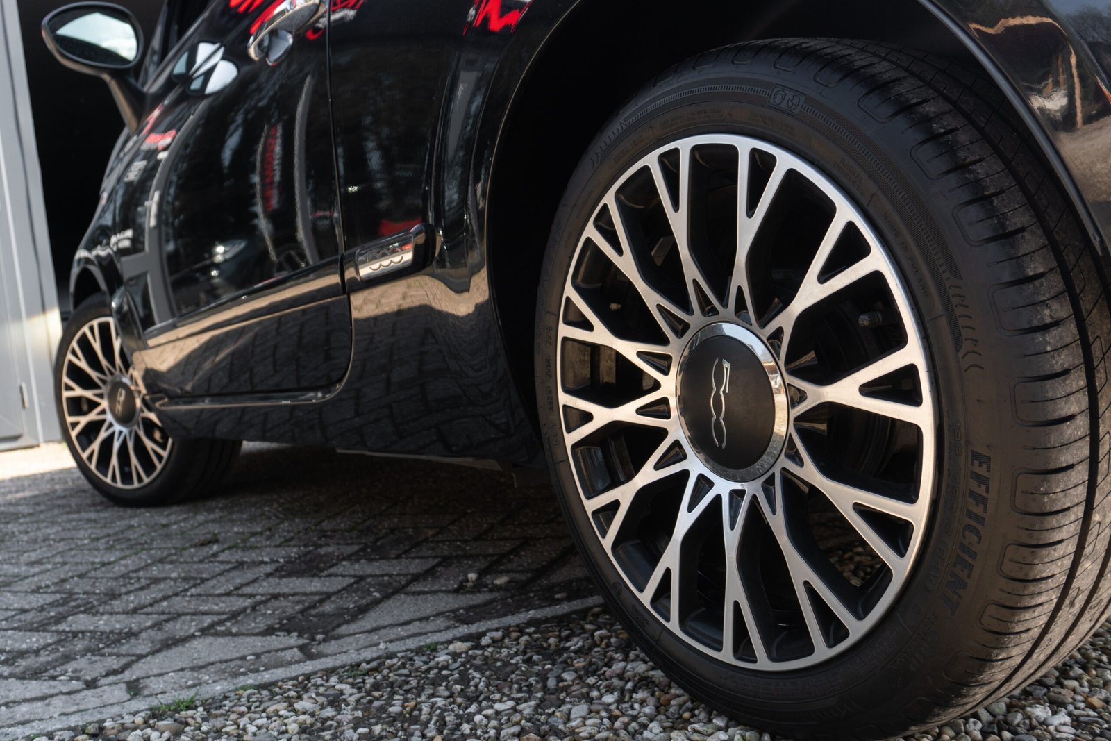 
								Fiat 500 1.2 Lounge full									